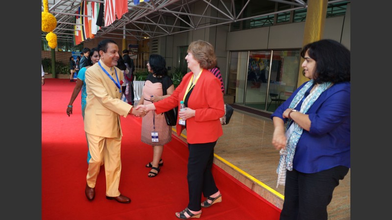 Dr Pradeep Sarda welcoming Dr Mary Hayden